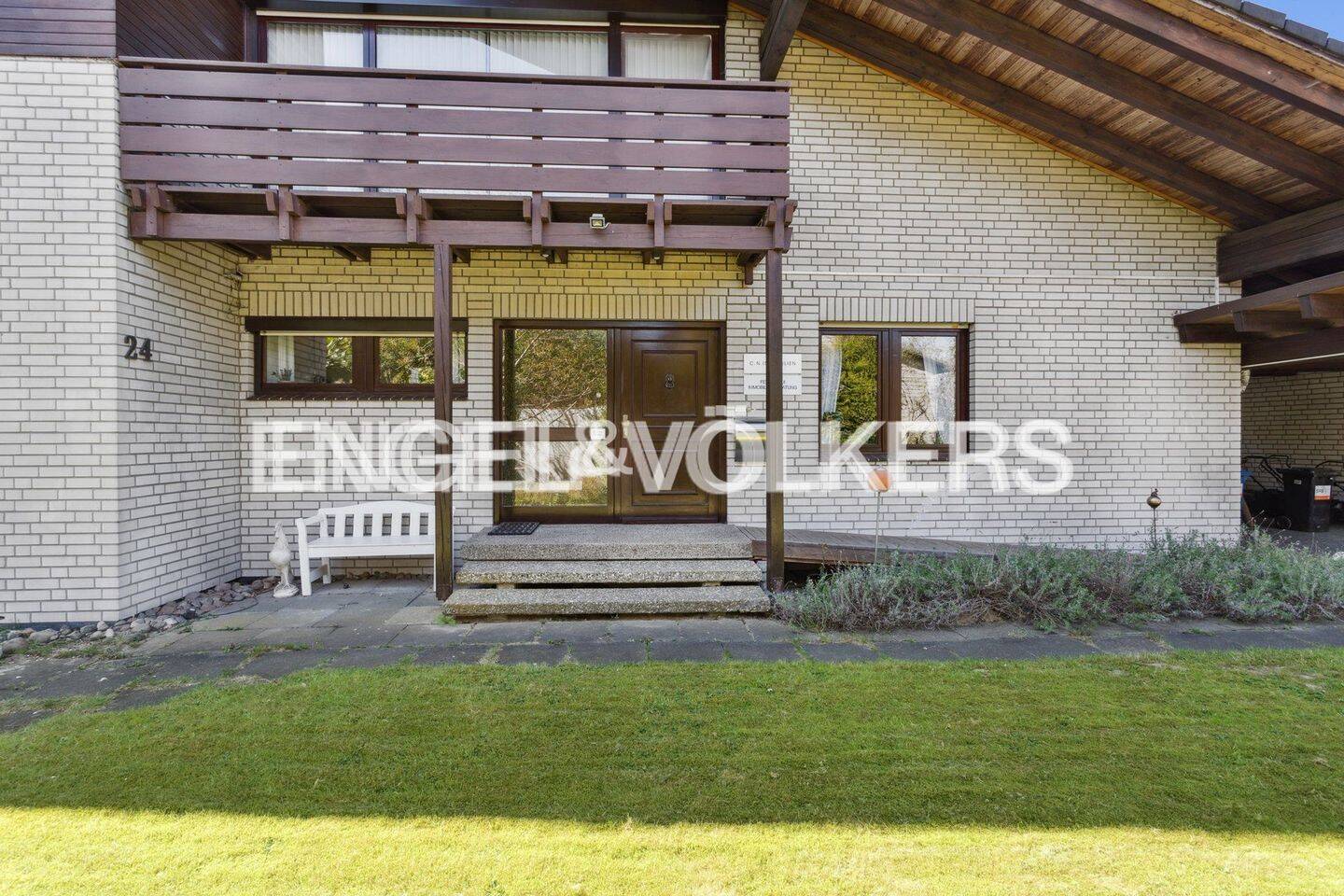 Zeitlose Architektur mit Panorama ins Grüne – Salzgitter – Vorschaubild 2