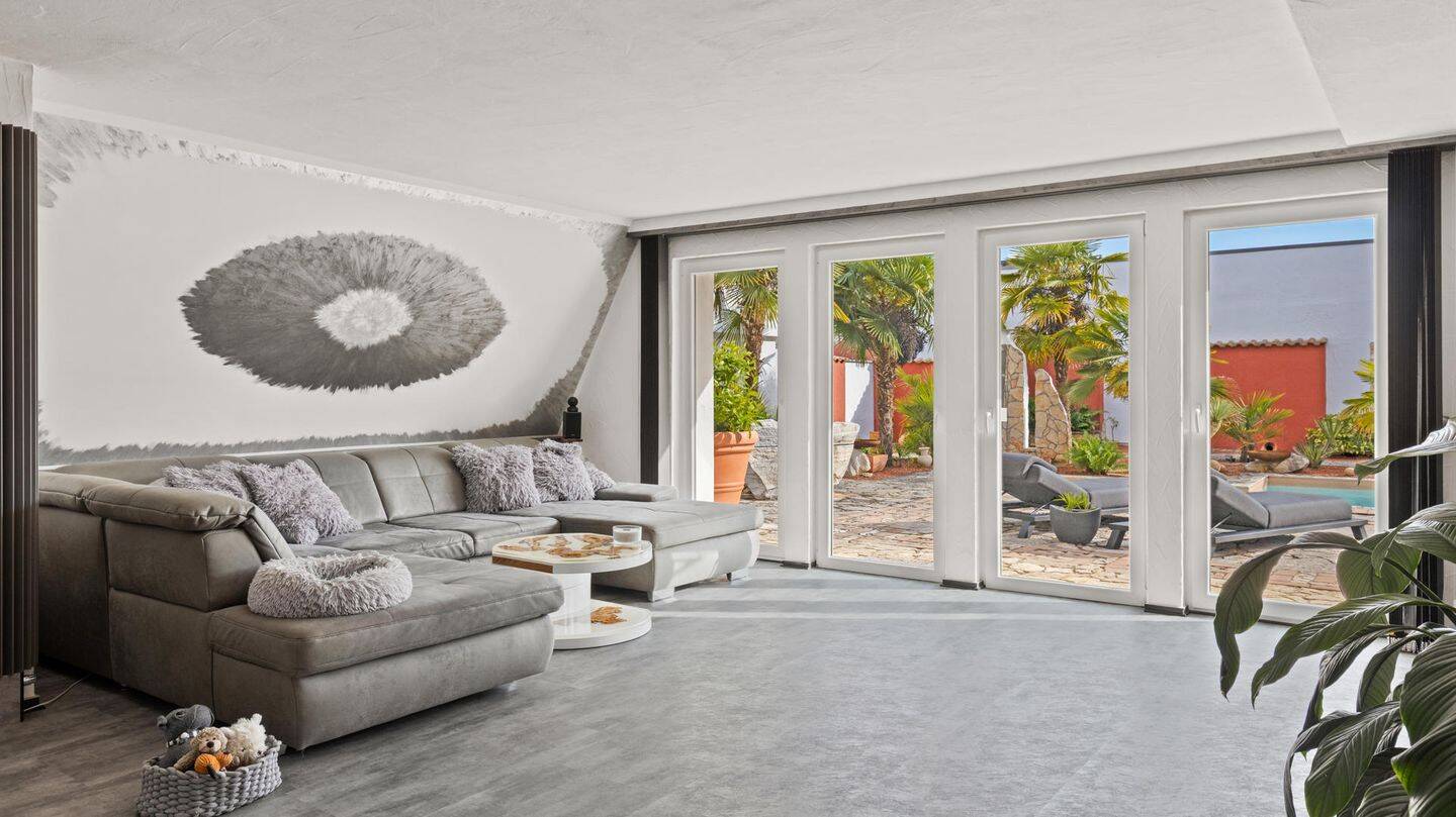 Wohnen & Gewerbe vereint - Exklusives Anwesen mit Pool, Einliegerwohnung & Hallenfläche – Haßloch – Vorschaubild 5