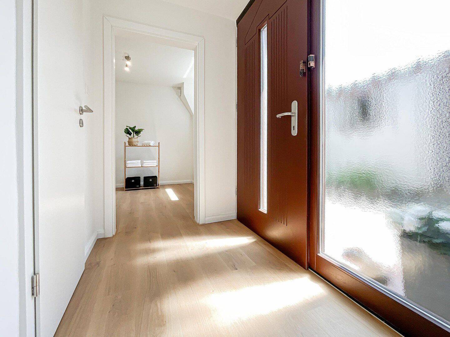 Familienfreundliches Reihenmittelhaus mit schönem Garten in Hamburg-Schnelsen – Hamburg – Vorschaubild 4