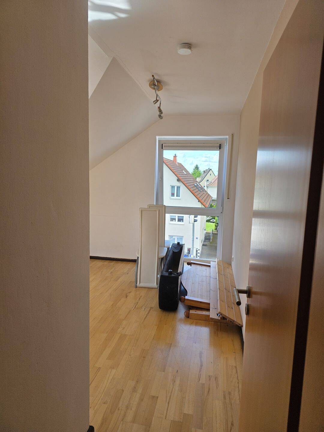 Geräumiges 4-Zimmer-Zuhause in Paderborn - ideal als Kapitalanlage! – Paderborn – Vorschaubild 3
