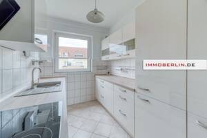 IMMOBERLIN.DE - Frisch renoviert & modernisiert! Schöne Wohnung mit Südbalkon – 13591 Berlin – Vorschaubild 4