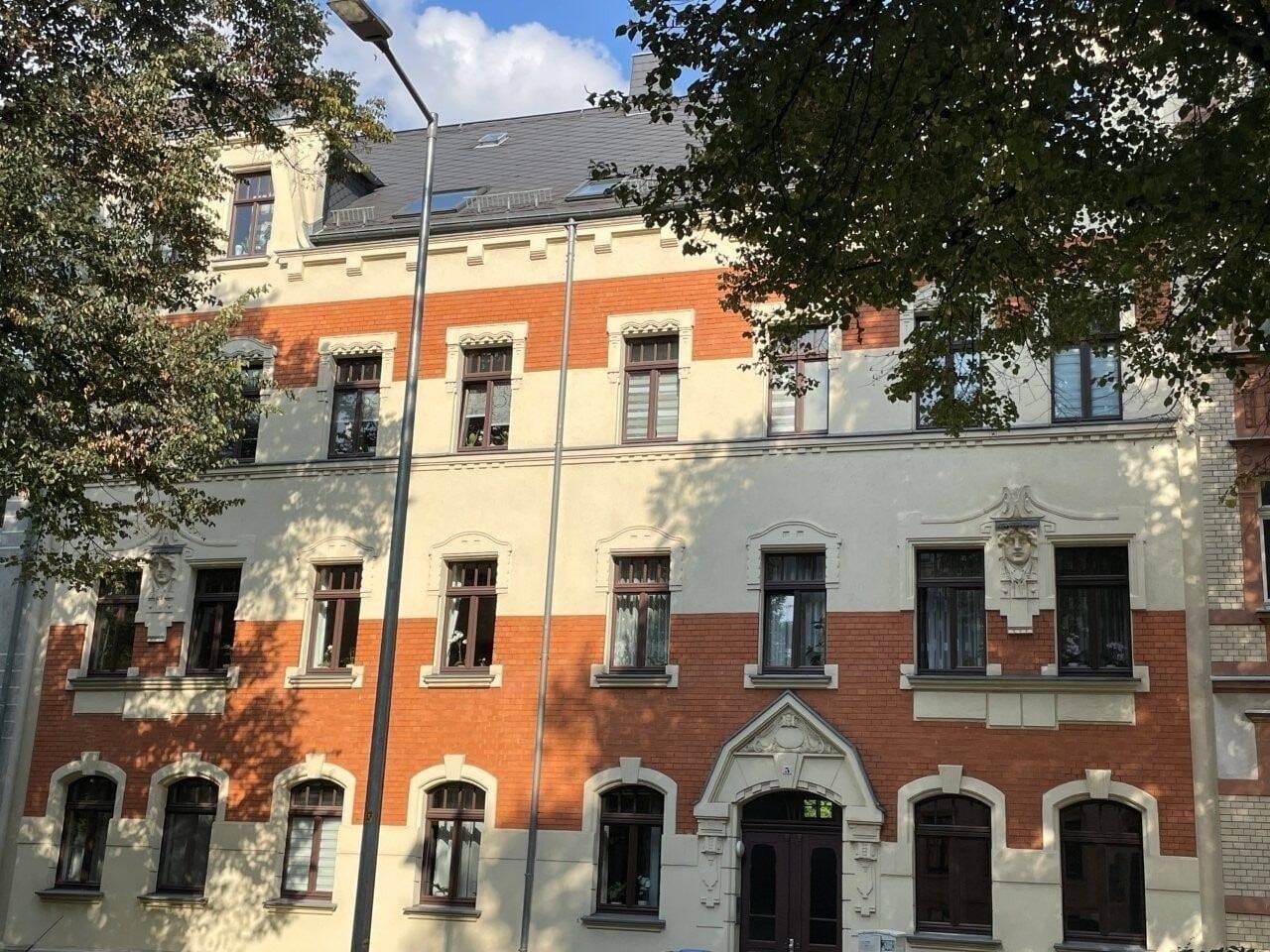 Ideal für Eigennutzer! Kleine Wohnung mit großem Balkon für wenig Geld! – Chemnitz – Vorschaubild 3