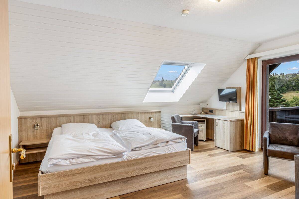 GÄSTEHAUS MIT FERIENWOHNUNGEN UND ZIMMER IN ST. ANDREASBERG – Braunlage – Vorschaubild 7