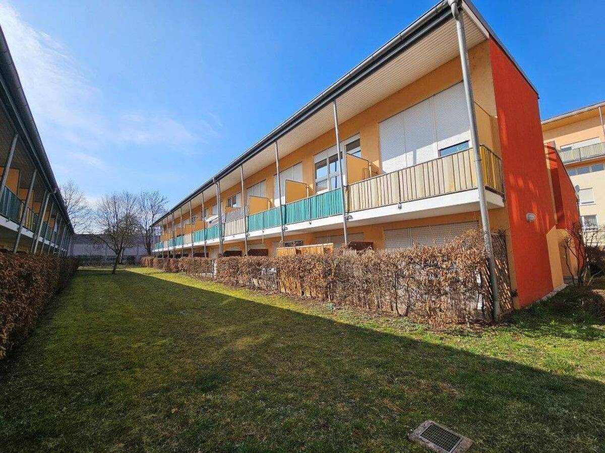 1 Zi. App. mit Balkon Rgbg. Süd_Ost – 93053 Regensburg – Bild 1 von 5
