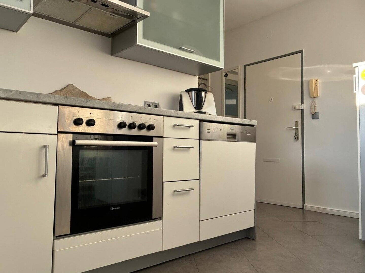 Provisionsfrei & Bezugsfrei: Eigentumswohnung mit Balkon & Fußbodenheizung nahe Tempelhofer Feld – Berlin – Vorschaubild 8