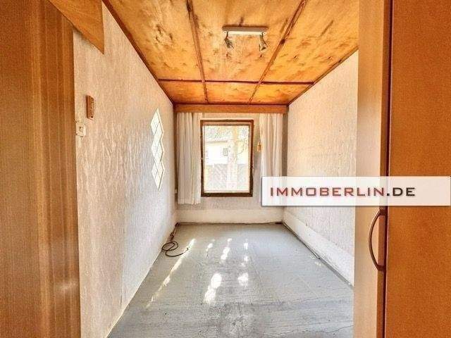 IMMOBERLIN.DE - Herrliches Wochenend- & Freizeitgrundstück mit Bungalow in naturschöner Lage – Grünheide (Mark) – Bild 1 von 8