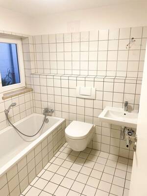 Renovierte 1,5-Zimmer-Gartenwohnung in München - für Eigennützer oder Kapitalanleger, provisionsfrei – 80997 München – Vorschaubild 4