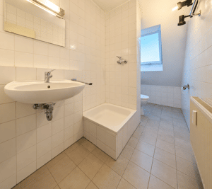 BEZUGSFREI IN S-VAIHINGEN: Helle 2-Zi.-DG-Wohnung - Besichtigung diesen Samstag 19.09! – 70563 Stuttgart – Vorschaubild 7