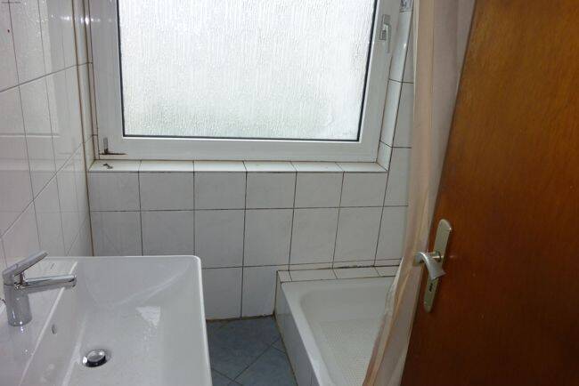 *FRISCH RENOVIERT IN ZENTRALER LAGE! 2-Zi.-Wohnung mit Balkon.* – Hagen – Vorschaubild 5