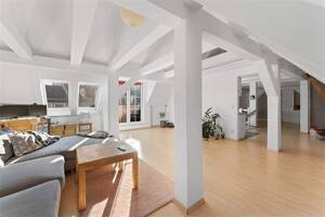 MODERNISIERTES 6 FAMILIEN- BAROCKHAUS - exklusivess Dach mit 128qm bezugsfreier Wohnfläche – 14467 Potsdam – Vorschaubild 6