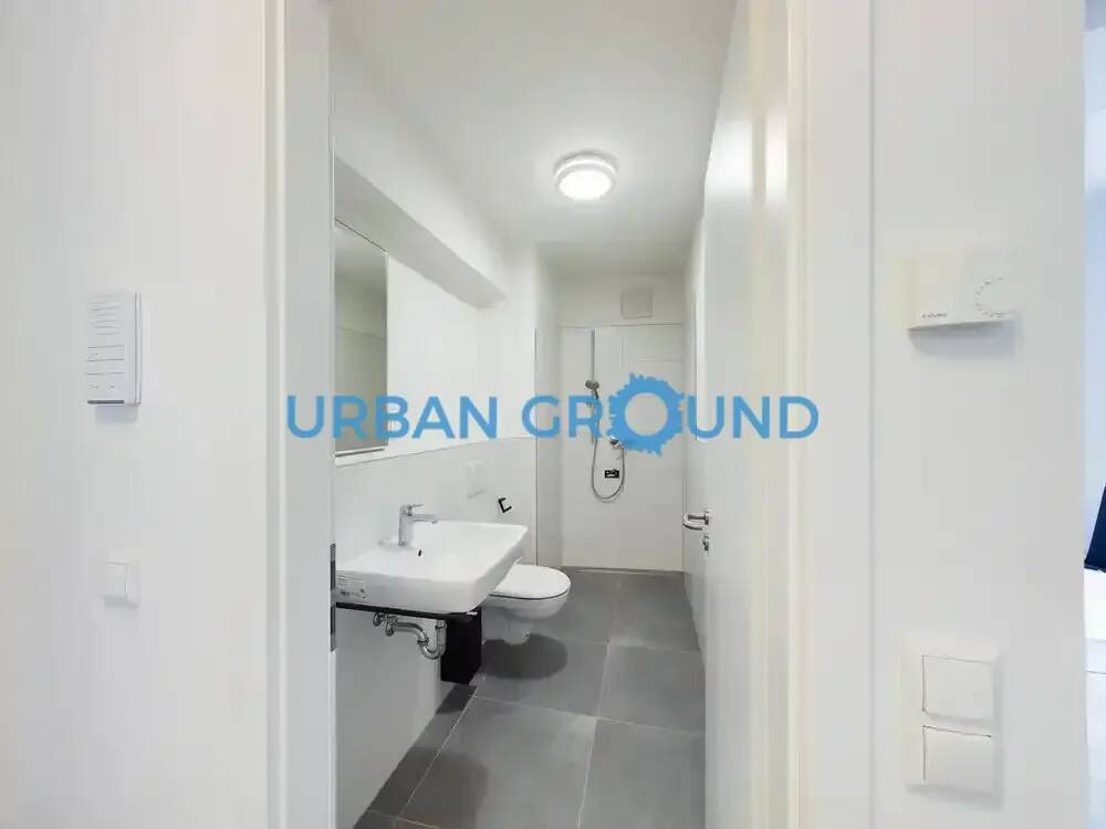 Voll möbliertes Privatzimmer in einer 6er-WG – Berlin – Vorschaubild 7