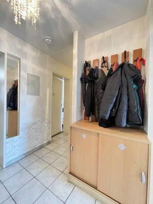 Gut gelegen, klar geschnitten: Schöne 2-Zimmer-Wohnung mit Balkon in Fürth – 90763 Fürth – Vorschaubild 7