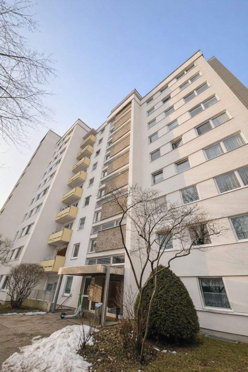 Attraktive 2-Zimmer-Wohnung im Erdgeschoss mit Terrasse - stabile Kapitalanlage – Germering – Bild 1 von 1