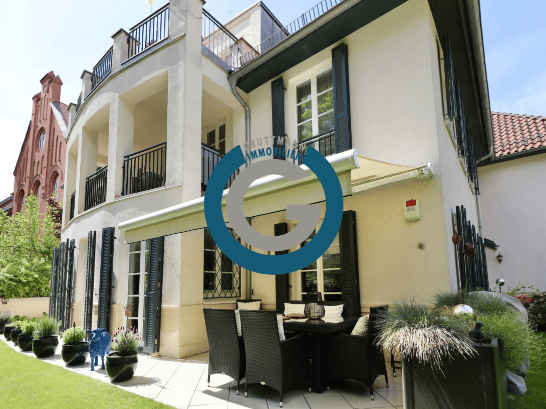 STILVOLL AUSGESTATTET- TERRASSE, GARTEN, BODENTIEFE FENSTER & PARKETT - TG-STELLPLATZ