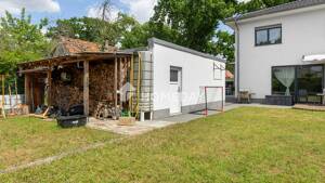 Luxuriöses Einfamilienhaus von 2016 mit Kamin, Designküche und Doppelgarage – 12621 Berlin – Vorschaubild 4
