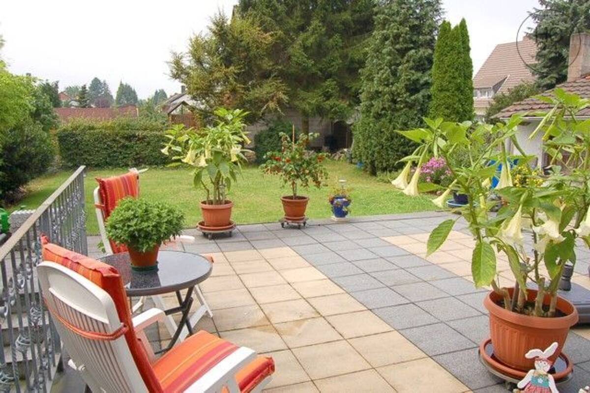 Schönes möbliertes Apartment mit Terrasse und Stellplatz gesucht? Nur an Wochenendheimfahrer – 51061 Köln – Bild 1 von 9