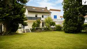 Großzügiges Einfamilienhaus mit Garten in Frankfurt-Schwanheim