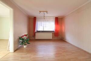 Wohnen mit Wohlfühlfaktor: Gepflegtes Haus in familiärer Umgebung – 39128 Magdeburg – Vorschaubild 7