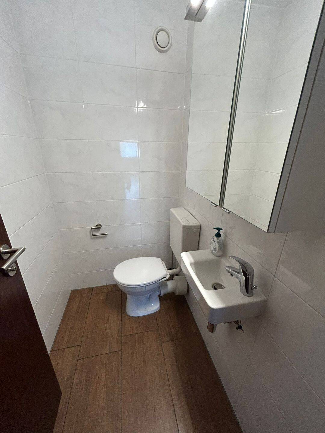 Viel Platz für den Alltag in dieser 4-Zimmer-Wohnung in Schwetzingen – Schwetzingen – Vorschaubild 3