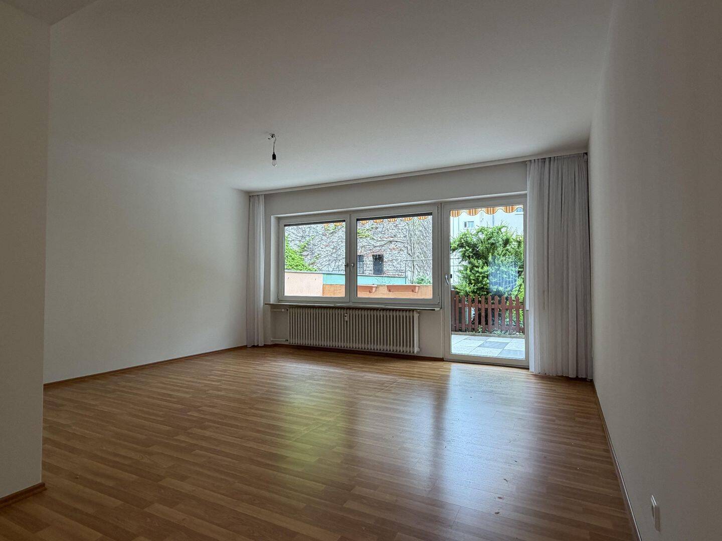 2-Zimmer-Wohnung mit großer Terrasse und TG-Stellplatz in Schweinau – Nürnberg – Vorschaubild 3