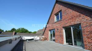 + Maisonette-Wohnung + Zwei Dachterrassen + EBK + Badewanne + – 22393 Hamburg – Vorschaubild 1