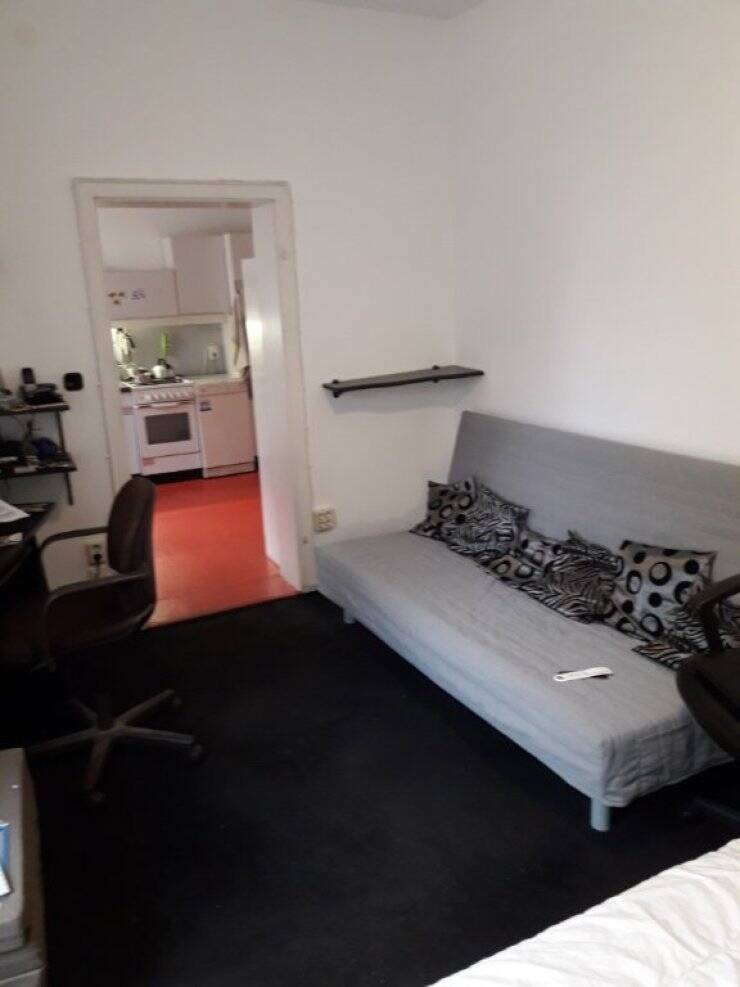 Mietbeginn flexibel zwischen 15.6. & 1.8: Möblierte Untervermietung des größten Teils der Wohnung – München – Vorschaubild 2