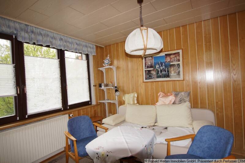 kleines Haus mit sonnigen Garten, Garage , 2 Carports, Werkstatt und Waldstück – Luisenthal – Vorschaubild 6
