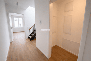 antaris Immobilien GmbH **Besonderes Wohnen - 3-Raum-Wohnung mit Terrasse und Balkon** – 99096 Erfurt – Vorschaubild 2