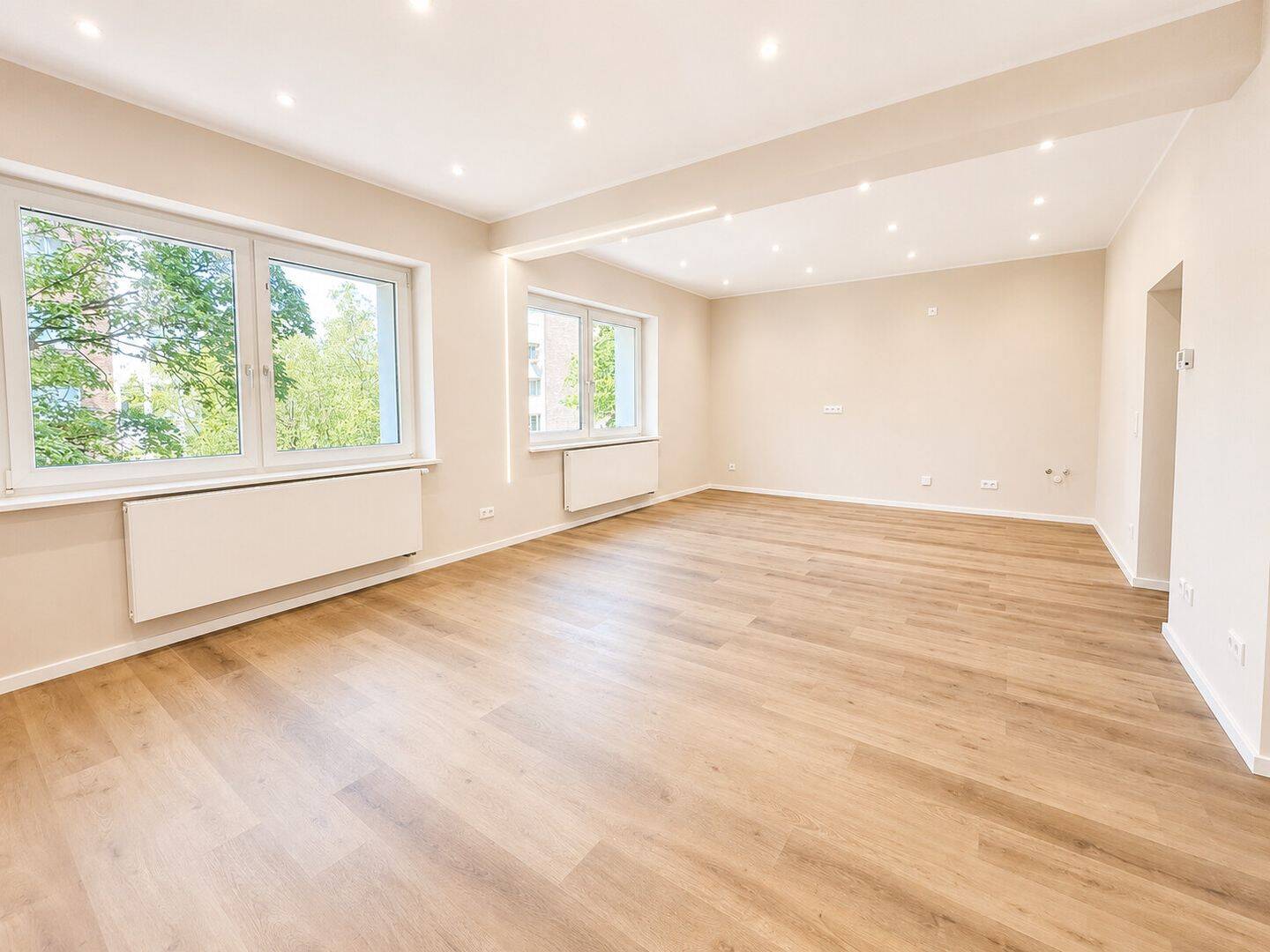 Neubau im Altbau - Kernsanierte 2-Zimmer-Wohnung mit Balkon und offenem Wohnbereich – Düsseldorf – Vorschaubild 5