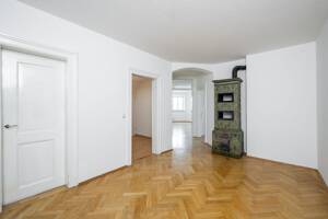 AIGNER - Bezugsfreie 2,5-Zimmer-Wohnung in denkmalgeschütztem Altbau im Herzen der Maxvorstadt – 80333 München – Vorschaubild 5