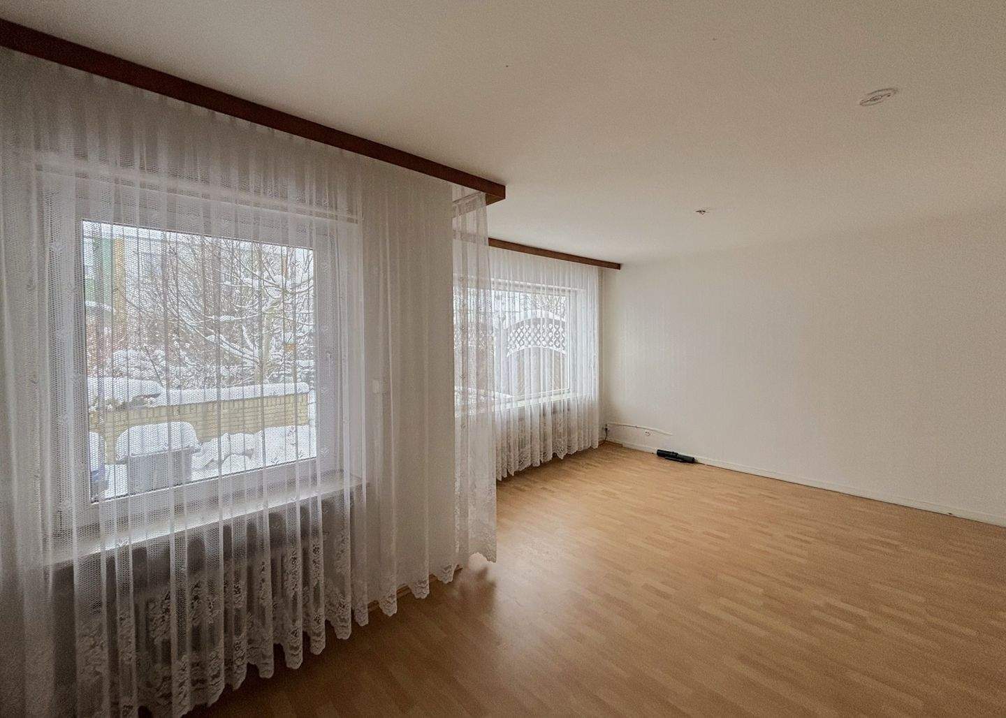 Lichtdurchflutet, super zentral und viel Potential – Norderstedt – Vorschaubild 5