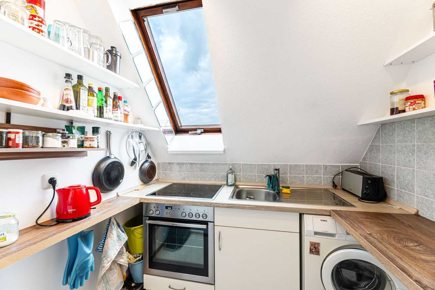 City-Life trifft Entspannung: 1,5 Zimmer mit privater Dachterrasse – Nürnberg – Vorschaubild 2