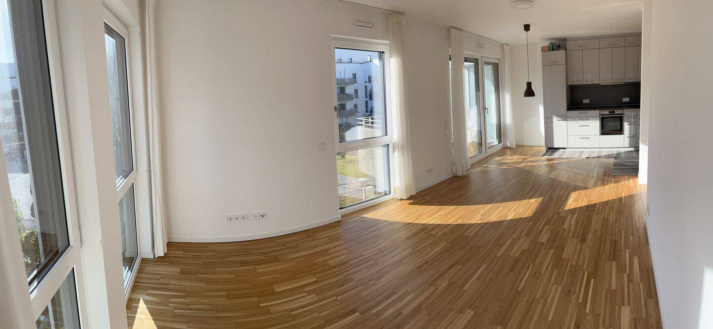Moderne, helle, gepflegte 3-ZKB Wohnung mit EBK, Balkon, Einbaumöbeln und TG-Platz – Bonn – Vorschaubild 2