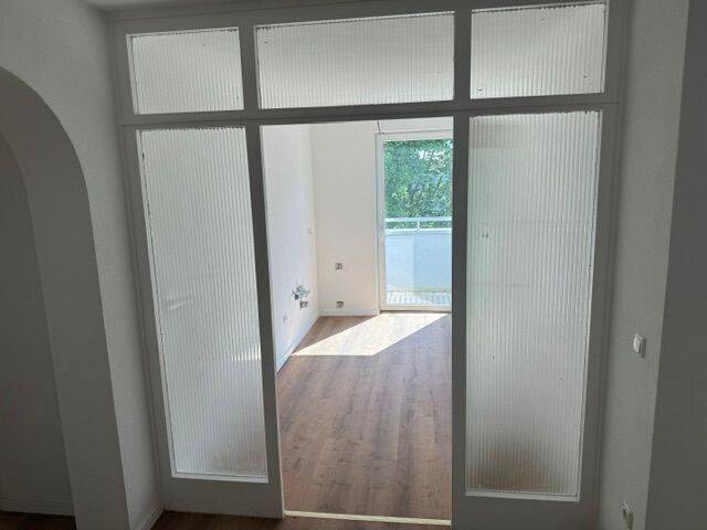 Zentrale neu renovierte Penthousewohnung mit Aufzug 103 m² – Nürnberg – Vorschaubild 7