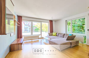 Einzugsfertige 2-Zimmer-Wohnung mit Balkon & Tiefgarage in München-Pasing