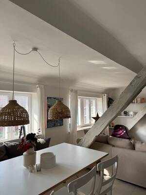 möblierte drei Zimmer Wohnung auf Zeit im liebevoll renovierten alten Bauernhaus – 21039 Hamburg – Vorschaubild 3