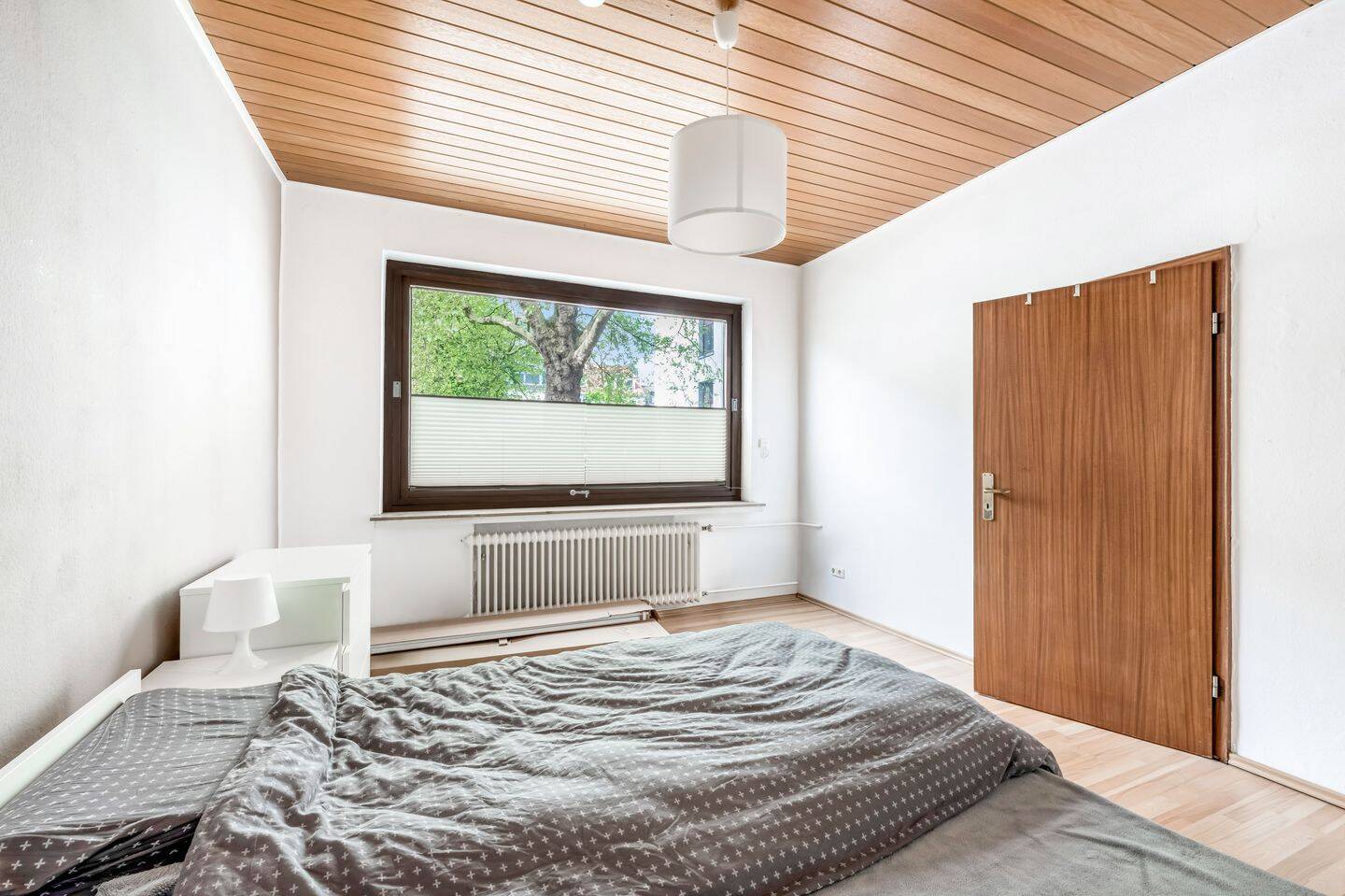 Charaktervolles Reihenmittelhaus mit vermieteter Erdgeschosseinheit – Bremen – Vorschaubild 5