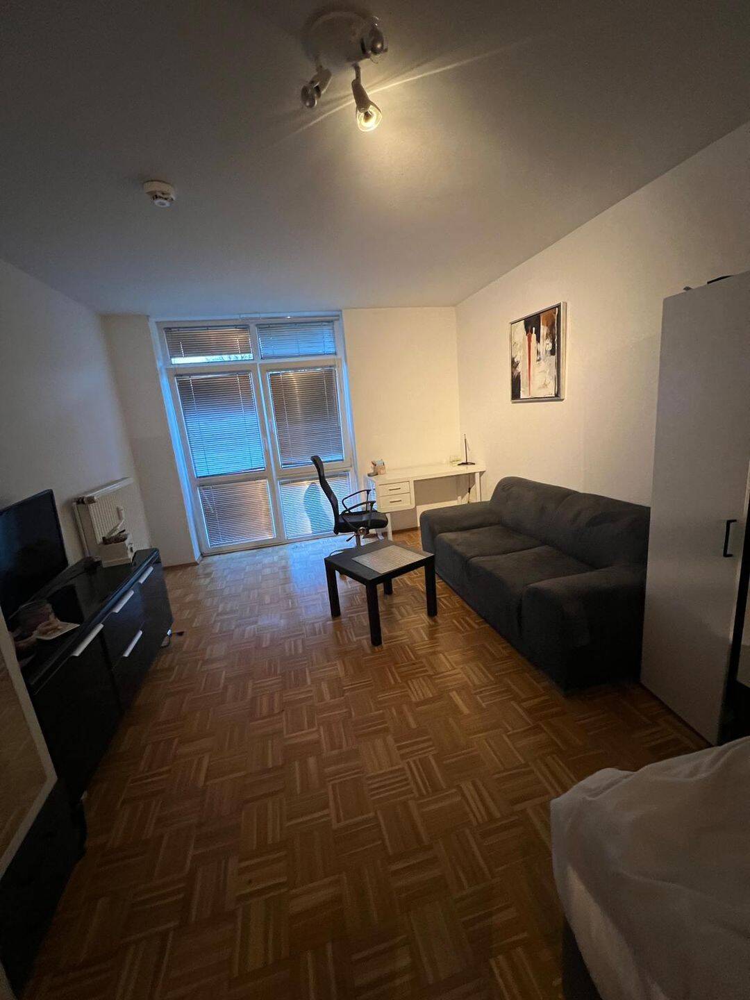 Voll möbliertes Studio mit Balkon in Aachen – flexibel für 1 oder 2 Personen – Aachen – Vorschaubild 4