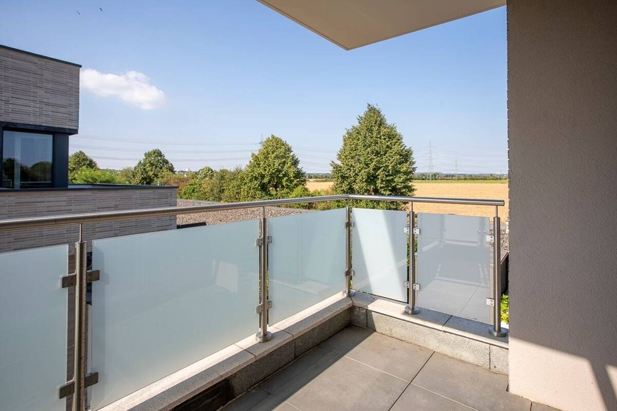 3 Zimmer, Balkon, Aufzug - Baujahr 2021 mit Tiefgarage in Hürth-Efferen – 50354 Hürth – Bild 1 von 9