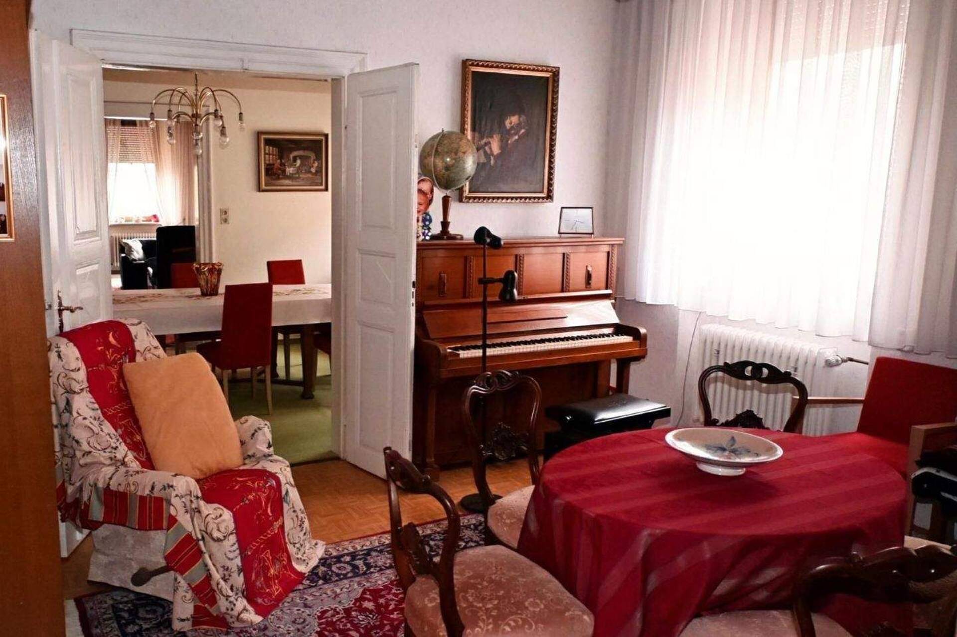 Haus in 95028 Hof mit 298 m² kaufen