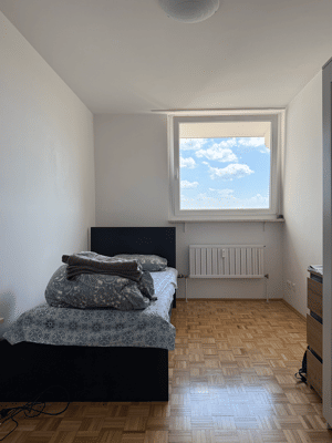 Helle 3-Zimmer-Wohnung mit traumhaftem Alpenblick, windgeschützter Loggia und Tiefgaragenstellplatz – 81737 München – Vorschaubild 4