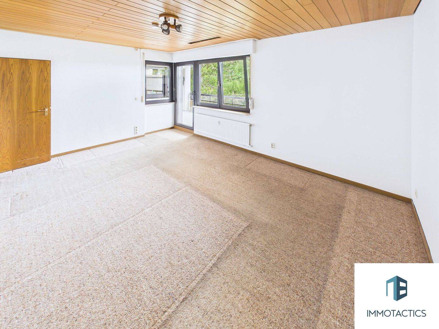 Großzügige 3-Zimmer-Wohnung mit zwei Loggien, Carport, Keller und viel Potenzial in Mainz-Hechtsheim – Mainz – Vorschaubild 5