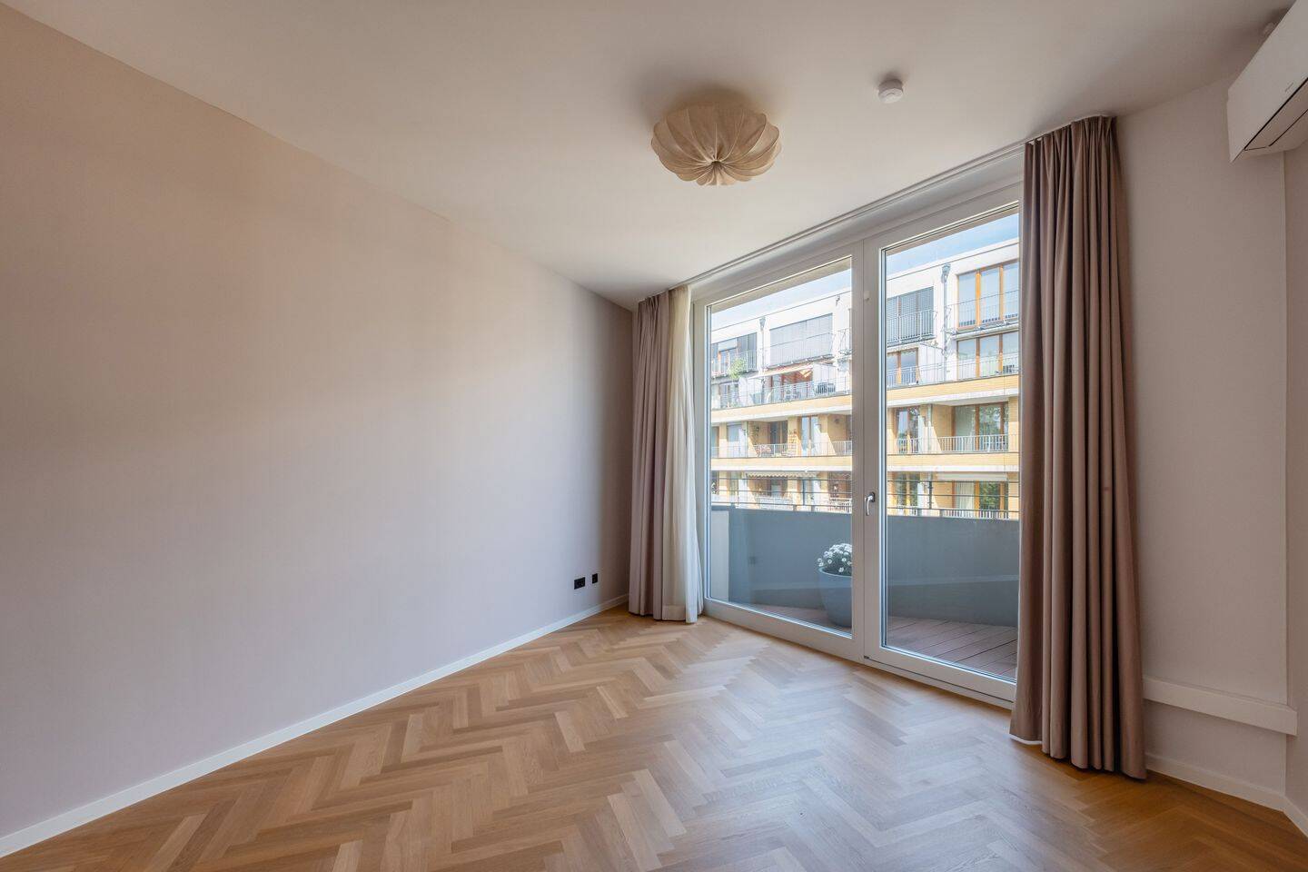 Viel Licht und Liebe zum Detail - Wohntraum zwischen Kreuzberg und Mitte – Berlin – Vorschaubild 7