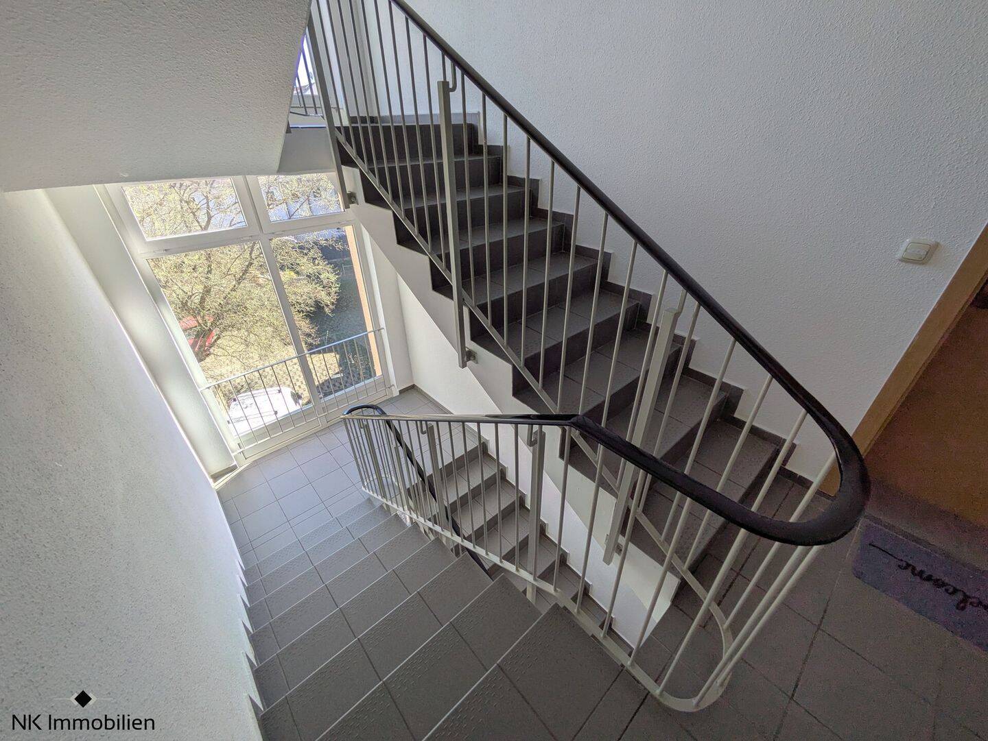 ++ sonnige 3-Raum-Wohnung mit Balkon & Einbauküche in Chemnitz - ideal für Paare! ++ – Chemnitz – Vorschaubild 3