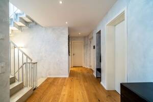 Cooles Designer-Einfamilienhaus im Bauhausstil mit Garten, zwei Dachterrassen und privatem Spa – 80997 München – Vorschaubild 7