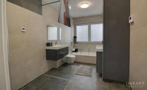 Neuwertige Erdgeschosswohnung mit großem Garten, Terrasse und hochwertiger Ausstattung – 85055 Ingolstadt – Vorschaubild 5