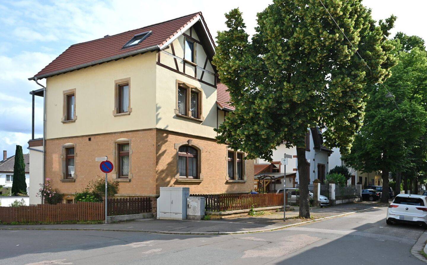 PROVISIONSFREI Ein Haus, das man erleben muss - entdecken Sie Ihre Möglichkeiten! – Alzey – Vorschaubild 2