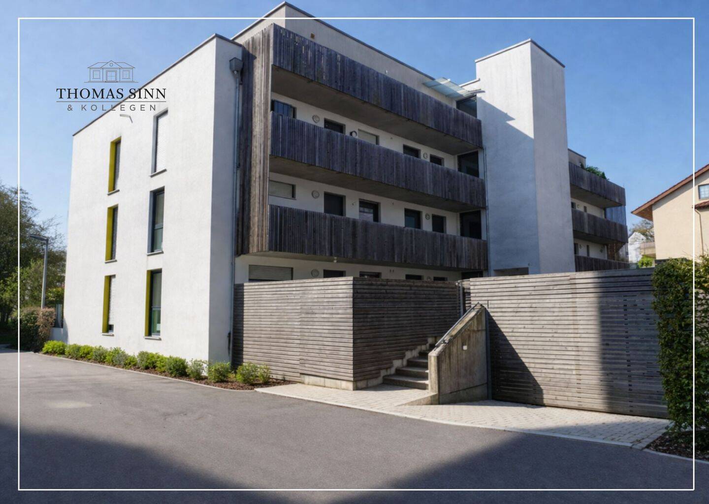 Helle und moderne Wohnung im 1. OG Großer Südbalkon - TG-Platz Super Zustand - sofort beziehbar