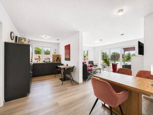 Stilvoll, barrierefrei und energieeffizient - Ihr neues Zuhause in Hage – 26524 Hage – Vorschaubild 2
