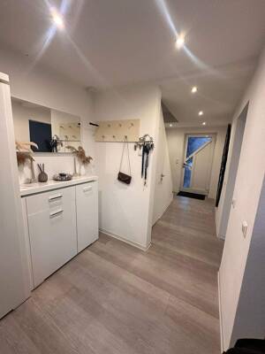 Modernes, gepflegtes Reihenhaus mit Einbauküche, Außenstellplatz und schönem Garten – 74074 Heilbronn – Vorschaubild 6